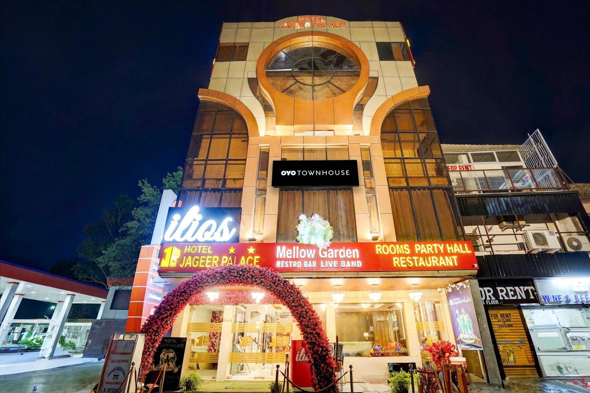 Super Townhouse Jageer Palace Near Mayapuri Chowk New Delhi Eksteriør bilde