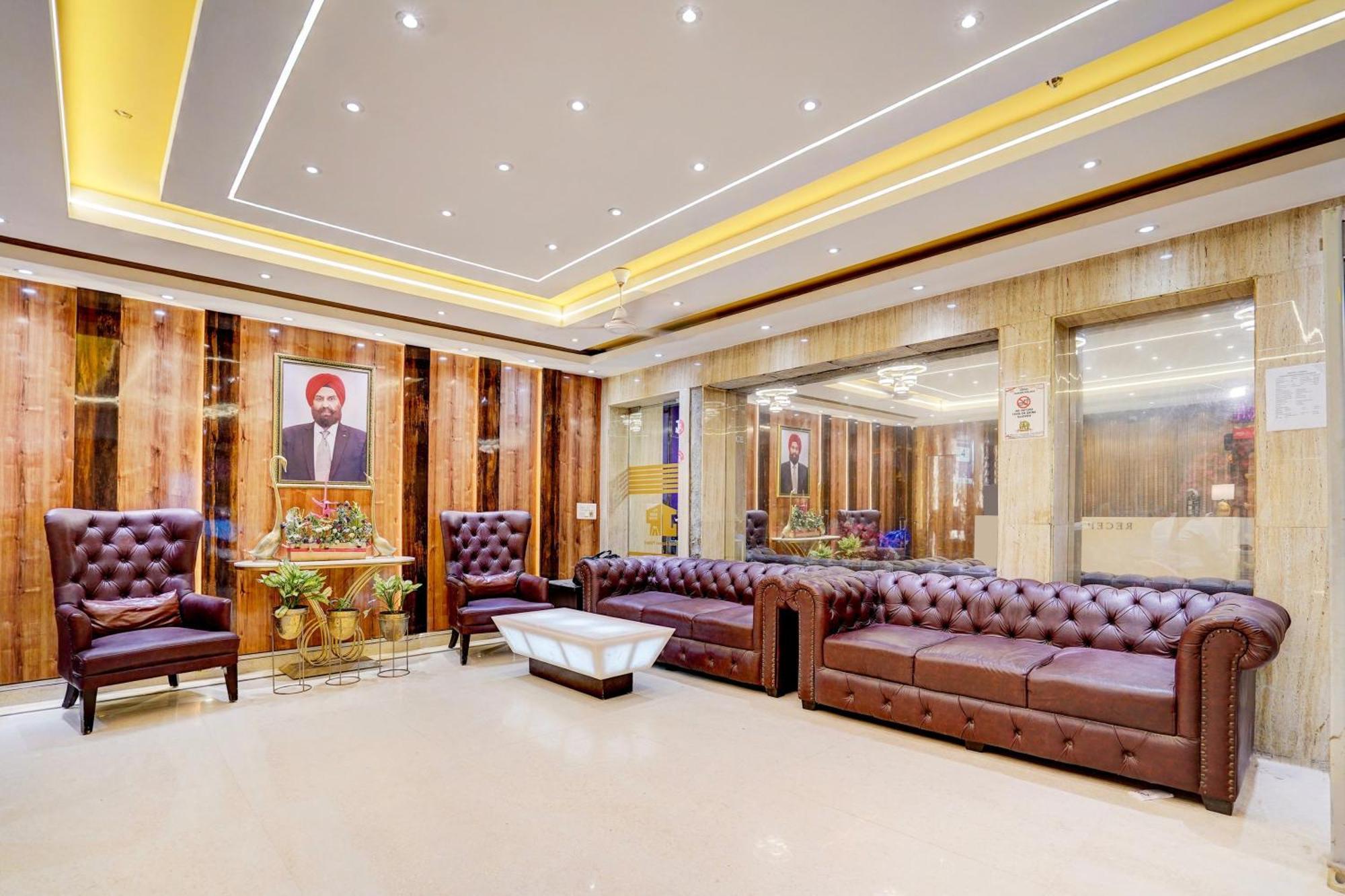 Super Townhouse Jageer Palace Near Mayapuri Chowk New Delhi Eksteriør bilde